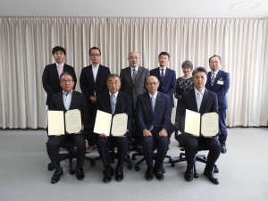 贈呈式の様子