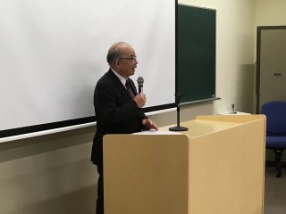 写真：塩田学長の挨拶