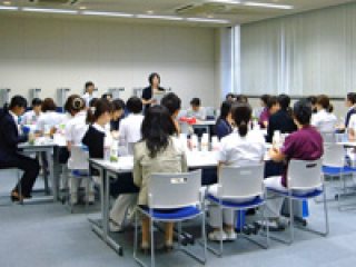 写真：意見交換会の様子