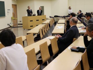 写真：研修会の様子