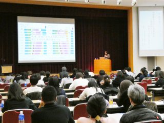 写真：河原先生の講演