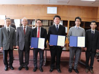 写真：平成３０年度学長裁量経費採択者によるポスターセッション優秀者賞受賞者