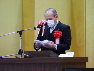 写真：上本学長の告辞