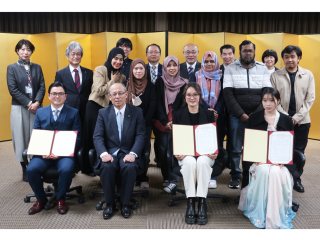 修了生と学内関係者