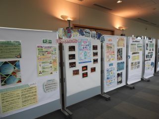 大学紹介展示パネル-1