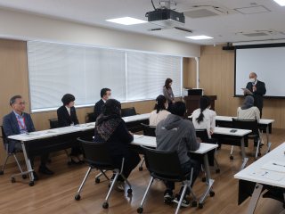 遠山理事による開講挨拶 遠山理事による開講挨拶