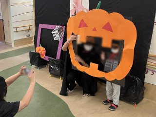 フォトブースで記念撮影