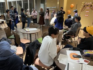 ゲームを楽しむ様子２