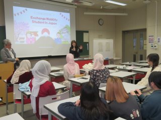 宮松教授・看護学科長と相見教授からの講評